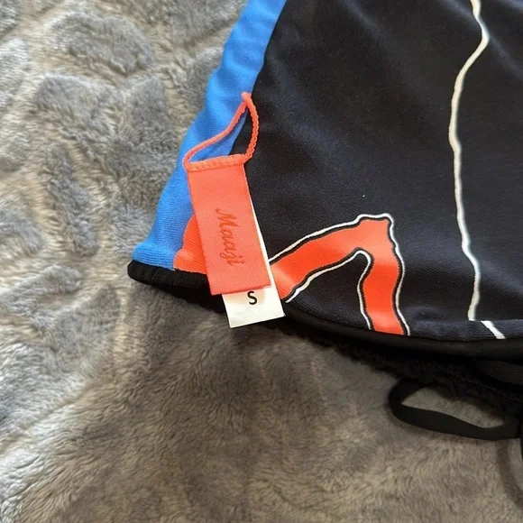 Maaji Reversible Abstract Colored Bikini Top - Picture 2 of 6